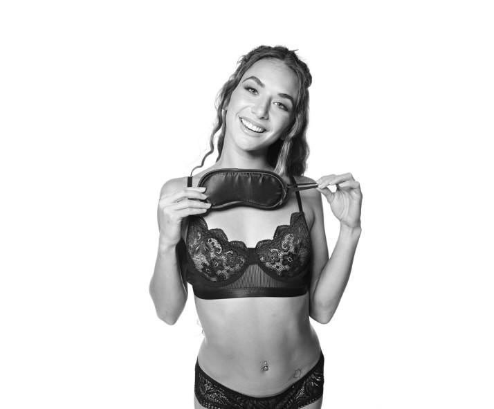Sex & Mischief Satin Blindfold Black Sex & Mischief Satin Blindfold Black